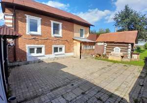 Дом 60м², 2-этажный, участок 6 сот.  