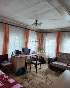 Дом 52м&sup2;, 2-этажный, участок 5 сот.  