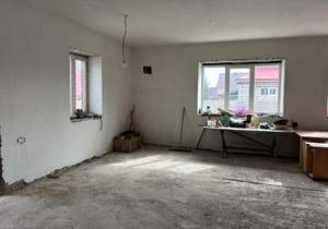 Дом 350м², 2-этажный, участок 15 сот.  