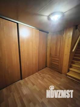 Дом 70м², 2-этажный, участок 6 сот.  