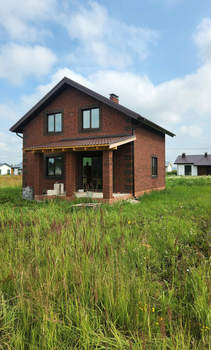 Дом 140м², 2-этажный, участок 10 сот.  