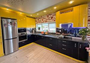 Дом 110м&sup2;, 2-этажный, участок 1465 сот.  