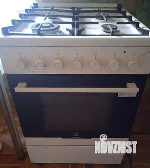 Дом 75м², 2-этажный, участок 5 сот.  