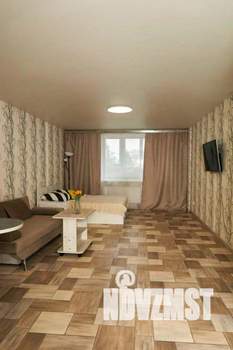 2-к квартира, посуточно, 40м2, 1/1 этаж