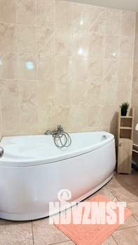 1-к квартира, посуточно, 44м2, 15/16 этаж