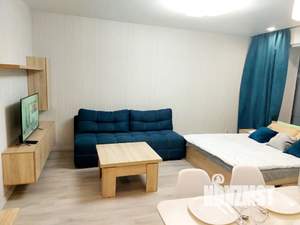 Студия квартира, посуточно, 37м2, 11/25 этаж