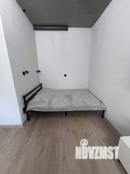 Студия квартира, посуточно, 35м2, 1/9 этаж