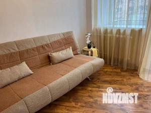 1-к квартира, посуточно, 40м2, 4/6 этаж