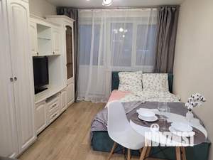 Студия квартира, посуточно, 28м2, 6/8 этаж