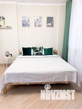 Студия квартира, посуточно, 30м2, 2/17 этаж