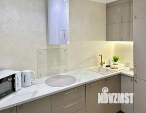 Студия квартира, посуточно, 38м2, 11/17 этаж