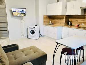 3-к квартира, посуточно, 70м2, 1/1 этаж