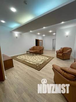 3-к квартира, посуточно, 130м2, 2/5 этаж