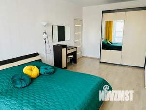 2-к квартира, посуточно, 70м2, 14/17 этаж