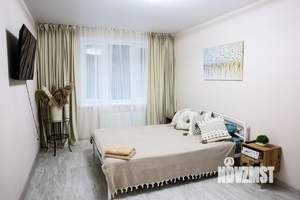 1-к квартира, посуточно, 37м2, 3/17 этаж