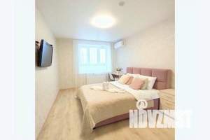 2-к квартира, посуточно, 48м2, 11/17 этаж