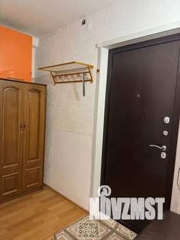 1-к квартира, посуточно, 32м2, 1/9 этаж