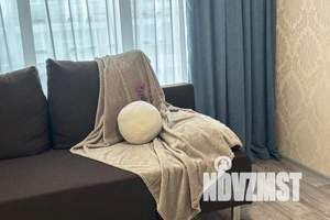 1-к квартира, посуточно, 38м2, 4/25 этаж