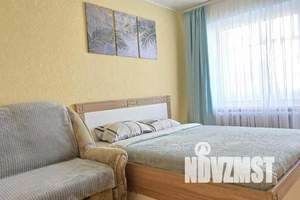 2-к квартира, посуточно, 50м2, 1/5 этаж