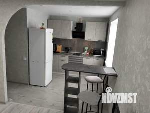 Студия квартира, посуточно, 36м2, 3/3 этаж