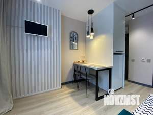 Студия квартира, посуточно, 17м2, 1/17 этаж