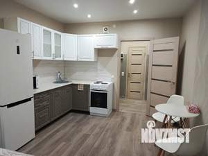 Студия квартира, посуточно, 28м2, 10/18 этаж