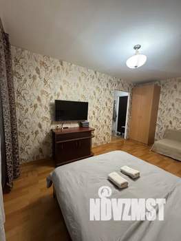 1-к квартира, посуточно, 32м2, 1/9 этаж