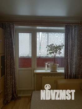 Студия квартира, посуточно, 25м2, 2/17 этаж