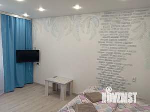 1-к квартира, посуточно, 28м2, 2/9 этаж