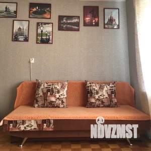 1-к квартира, посуточно, 36м2, 3/9 этаж