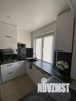 2-к квартира, посуточно, 52м2, 1/1 этаж
