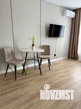 Студия квартира, посуточно, 28м2, 7/17 этаж