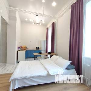 Студия квартира, посуточно, 34м2, 16/16 этаж