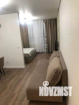 1-к квартира, посуточно, 40м2, 18/27 этаж