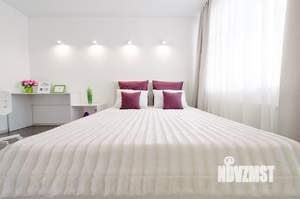 1-к квартира, посуточно, 40м2, 18/18 этаж