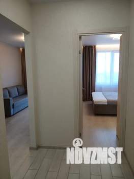 1-к квартира, посуточно, 40м2, 22/23 этаж