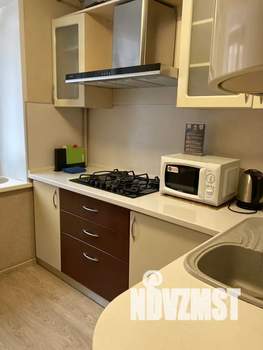 1-к квартира, посуточно, 30м2, 3/5 этаж