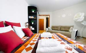 1-к квартира, посуточно, 38м2, 10/18 этаж