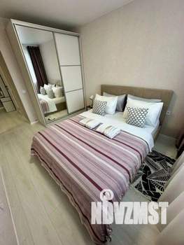 1-к квартира, посуточно, 42м2, 1/1 этаж