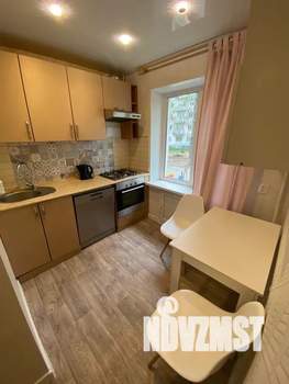 2-к квартира, посуточно, 46м2, 1/5 этаж