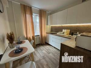 1-к квартира, посуточно, 35м2, 1/1 этаж