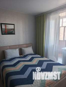 Студия квартира, посуточно, 39м2, 4/7 этаж