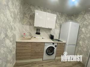 Студия квартира, посуточно, 41м2, 3/17 этаж