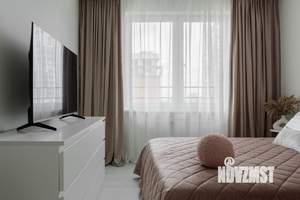 1-к квартира, посуточно, 35м2, 12/17 этаж