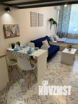 Студия квартира, посуточно, 30м2, 1/17 этаж