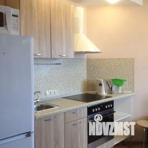 2-к квартира, посуточно, 30м2, 12/18 этаж