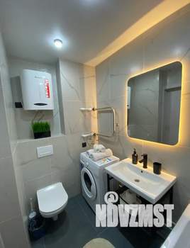 Студия квартира, посуточно, 26м2, 12/18 этаж