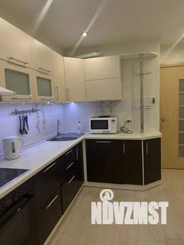 2-к квартира, посуточно, 60м2, 4/17 этаж