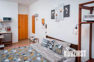 Студия квартира, посуточно, 35м2, 1/17 этаж