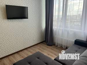 2-к квартира, посуточно, 45м2, 23/25 этаж